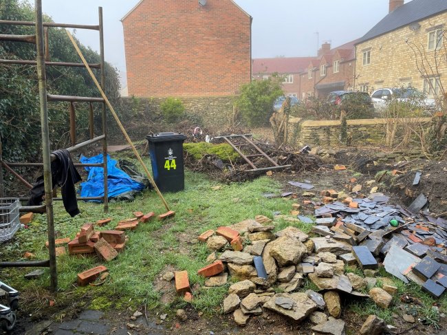 44 Market Place, Brackley, Northamptonshire, NN13 7DP 2