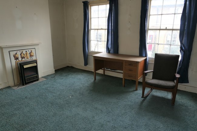 19 Shrubbery Road, Gravesend, Kent, DA12 1JW 7