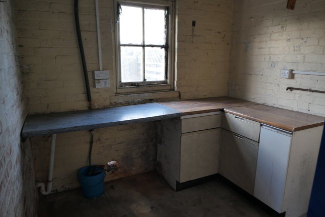 43 Ambrose Lane, Harpenden, Hertfordshire, AL5 4BU 8