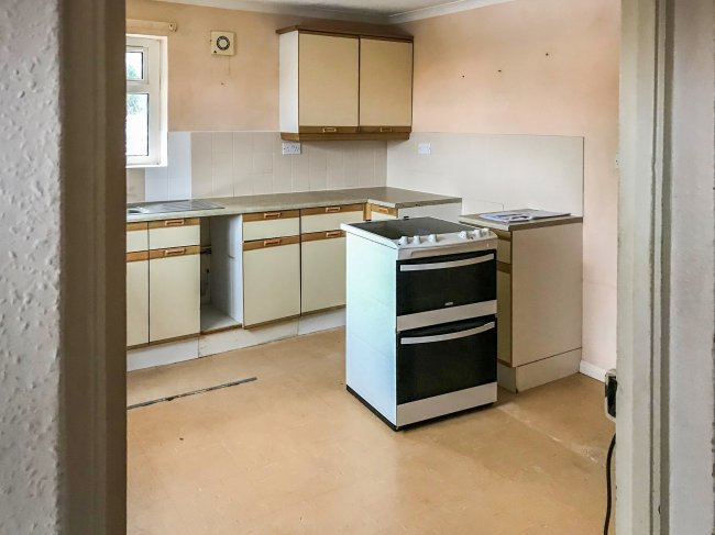 1 Poppyfield, Playden, East Sussex, TN31 7PL  2