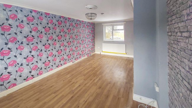 38 Queensway, Sheerness, Kent, ME12 1LQ 1