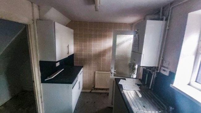 124 Lower Road, Faversham, Kent, ME13 7NY  4