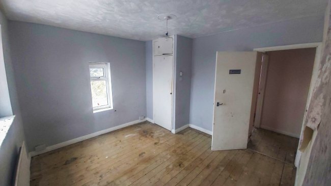 124 Lower Road, Faversham, Kent, ME13 7NY  4