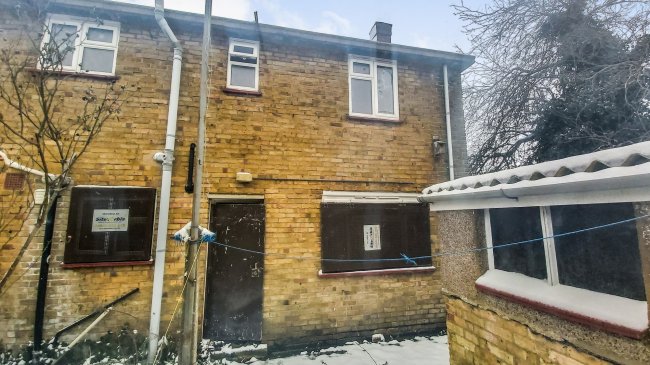 124 Lower Road, Faversham, Kent, ME13 7NY  4