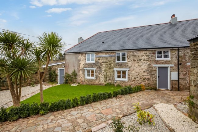 Batson Hall Farm and Batson Hall Cottage, Higher Batson, Salcombe, Devon TQ8 8NE 4