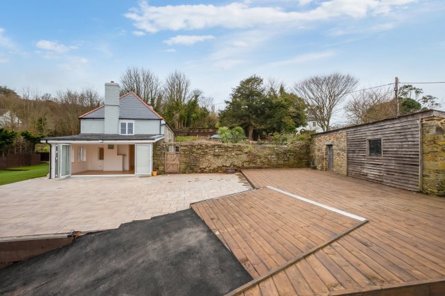 Batson Hall Farm and Batson Hall Cottage, Higher Batson, Salcombe, Devon TQ8 8NE 4