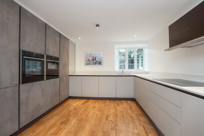 Batson Hall Farm and Batson Hall Cottage, Higher Batson, Salcombe, Devon TQ8 8NE 4