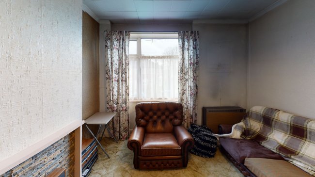 99 Botwell Crescent, Hayes, Middlesex UB3 2BE 8