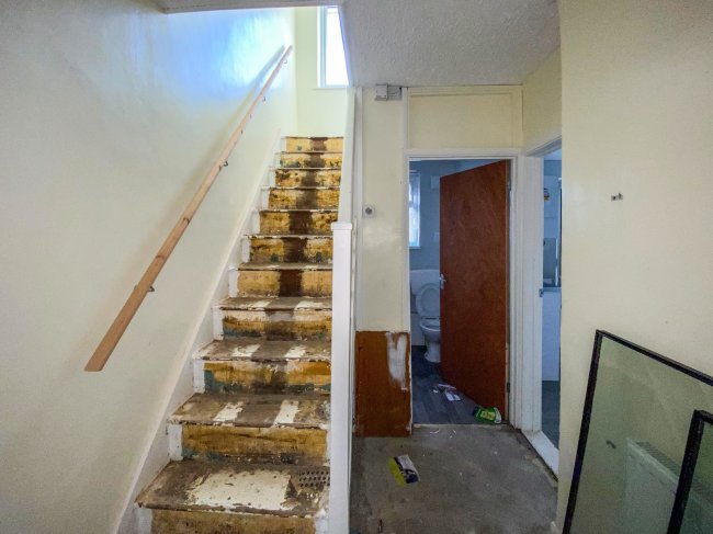 4 Knightsfield Road, Sittingbourne, Kent ME10 2BS 7