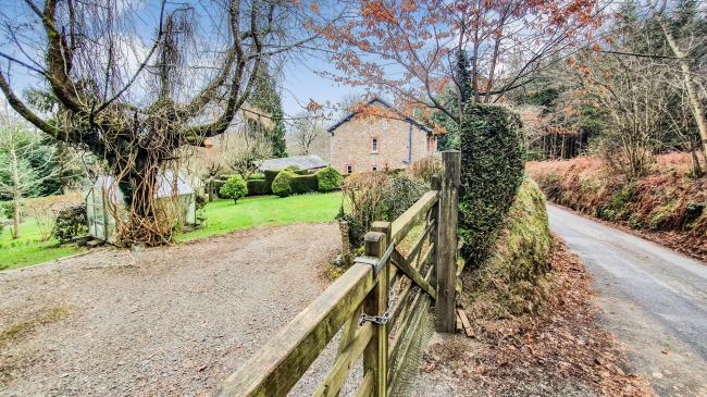 2 Clifford Hill Cottages, Drewsteignton, Exeter, Devon EX6 6QE 7