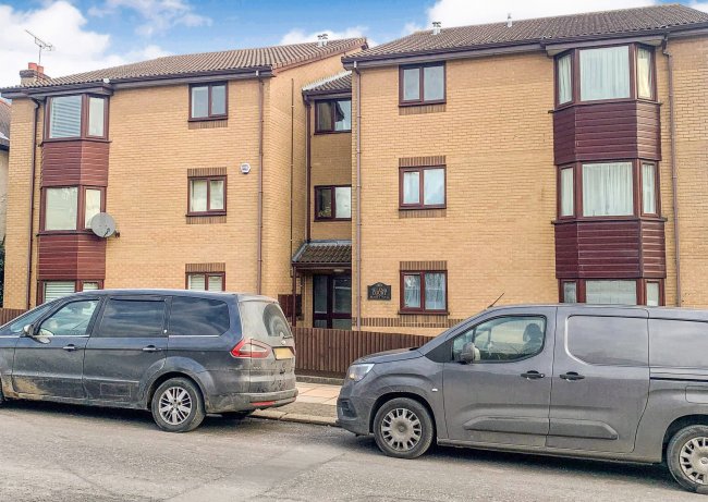 8 Selena Court, 305 Oakleigh Road North, London, N20 0DW
 10