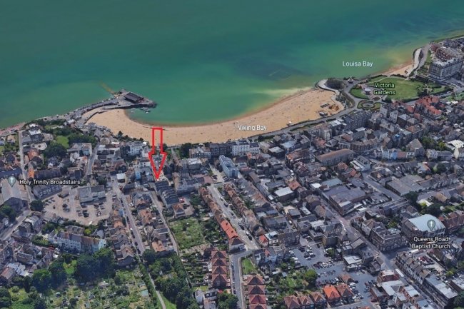 Ashton Villa, St Mary’s Road, Broadstairs, Kent CT10 1NS
 2