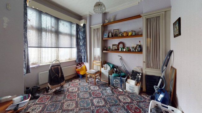 62 Blackshaw Road,  Tooting, London SW17 0DE
 9