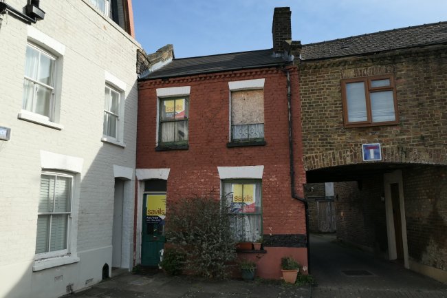 96 Knowsley Road, Battersea, London SW11 5BL 5