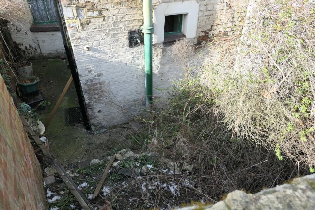 96 Knowsley Road, Battersea, London SW11 5BL 5