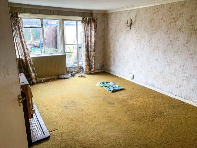 55 Montrose Avenue, Chatham, Kent, ME5 7HX 4