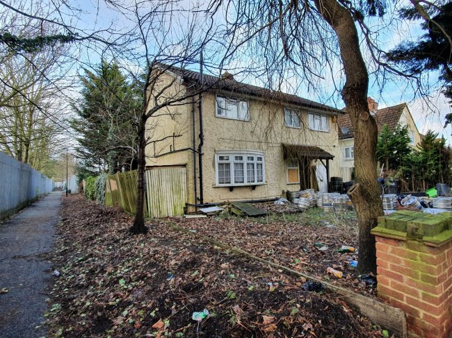 5A Aurelia Gardens, Croydon, Surrey, CR0 3BD 10