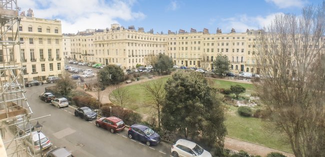 Flat B and Flat 3 41 Brunswick Square, Hove, East Sussex, BN3 1EE  10