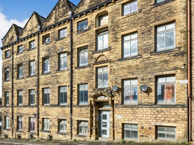 16 Ruby House, Dyson Street, Bradford, BD1 2RF 6