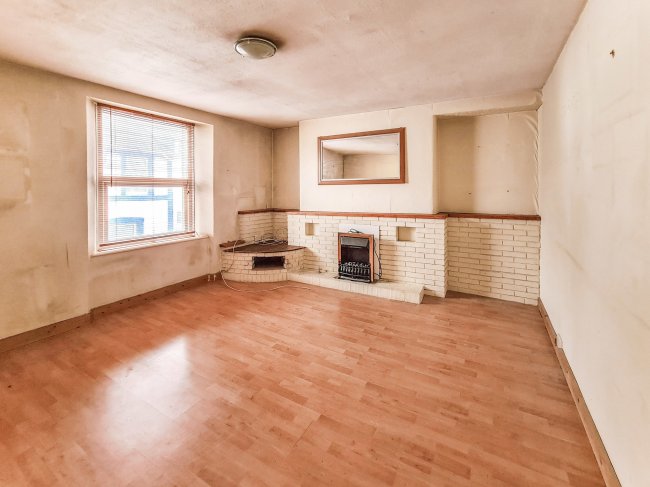 3B Alexandra Road, Torquay, TQ1 1HZ 3