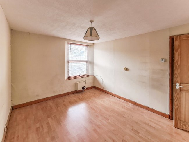 3B Alexandra Road, Torquay, TQ1 1HZ 3