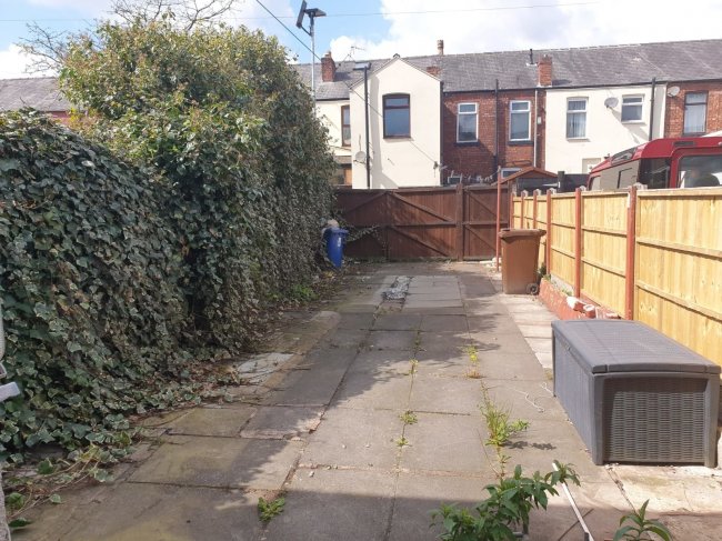 29 Leigh Road, Leigh, Greater Manchester WN7 1QZ 8