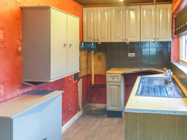 29 Leigh Road, Leigh, Greater Manchester WN7 1QZ 8