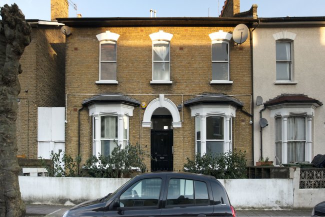 Flat 2, 9 Goulton Road, Hackney, London, E5 8HA  8