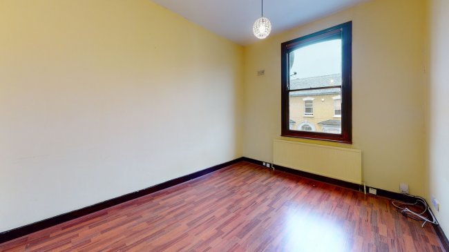 Flat 2, 9 Goulton Road, Hackney, London, E5 8HA  8