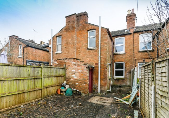 60 Plymouth Place, Leamington Spa, CV31 1HN
 1