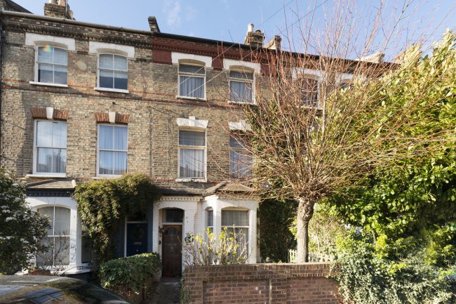 24 Roden Street, London, N7 6QL
 5