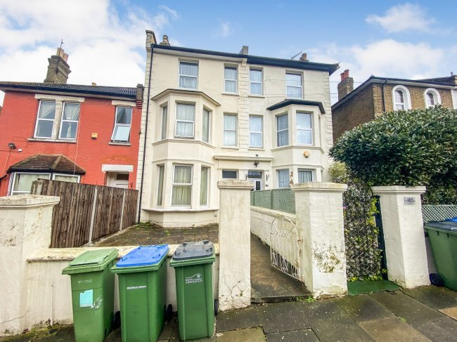 48 Paget Rise, London, SE18 3QQ
 6