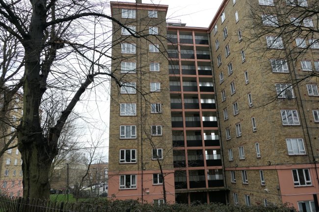 16 Jersey House, Clifton Road, Islington, London N1 2JF 
 10