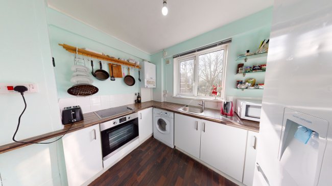 16 Jersey House, Clifton Road, Islington, London N1 2JF 
 10