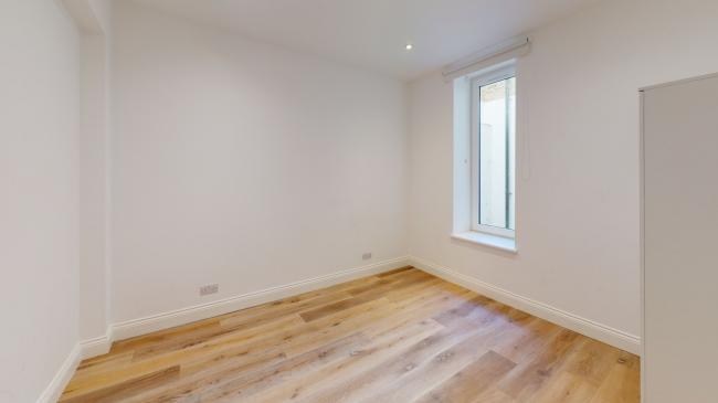 Ground and Lower Ground Floor Flat, 217 Putney Bridge Road, London SW15 2PX 5