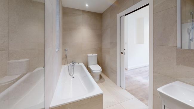 Ground and Lower Ground Floor Flat, 217 Putney Bridge Road, London SW15 2PX 5