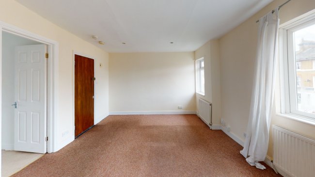 19D Eastdown Park, Lewisham, London, SE13 5HU
 7
