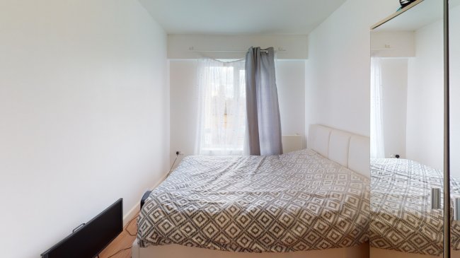 19 Bentfield House, 26 Heritage Avenue, Hendon, London NW9 5GE 6