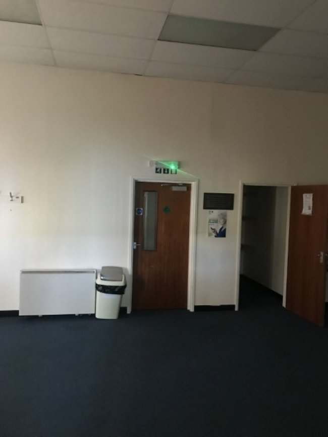 Unit 9 Willow Court, Bourton Industrial Park, Bourton-on-the Water, Cheltenham, Gloucestershire GL54 2HQ
 1