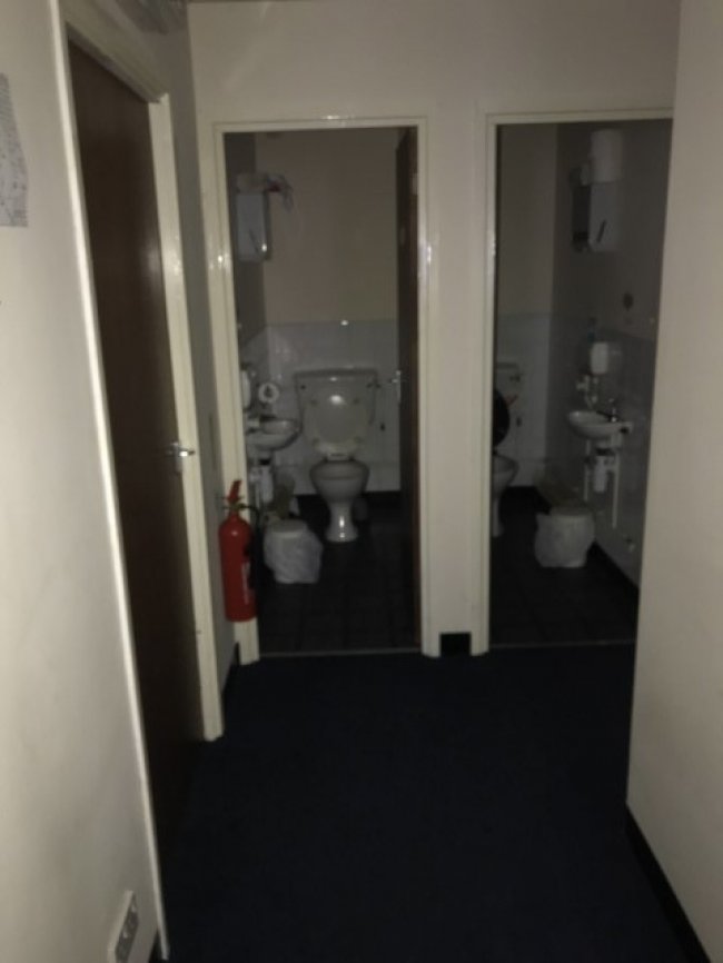 Unit 9 Willow Court, Bourton Industrial Park, Bourton-on-the Water, Cheltenham, Gloucestershire GL54 2HQ
 1