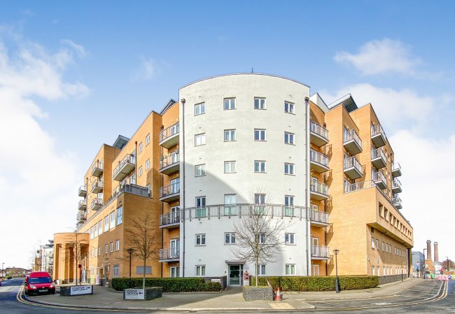 Apartment 200, Peebles Court, 21 Whitestone Way, Croydon, CR0 4WN 8