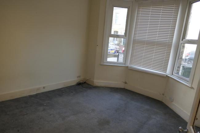 9 Perran Road, Tulse Hill, London SW2 3DJ
 1