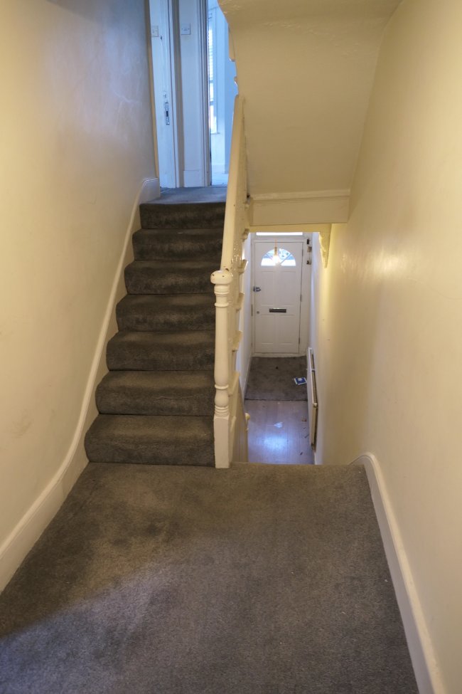 9 Perran Road, Tulse Hill, London SW2 3DJ
 1