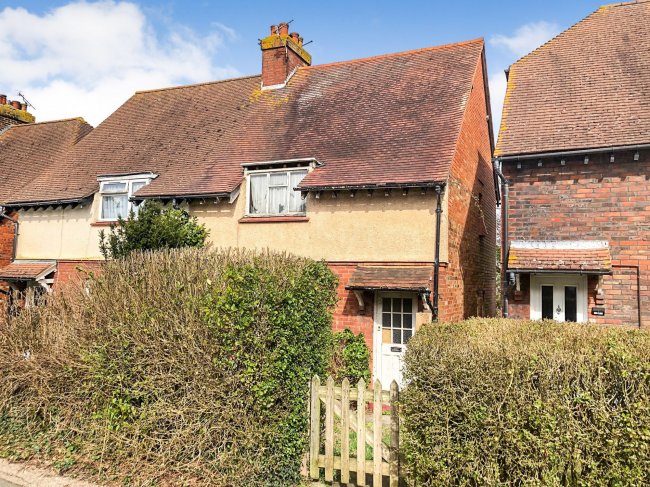 53 Baltic Road, Tonbridge, Kent TN9 2LU
 3