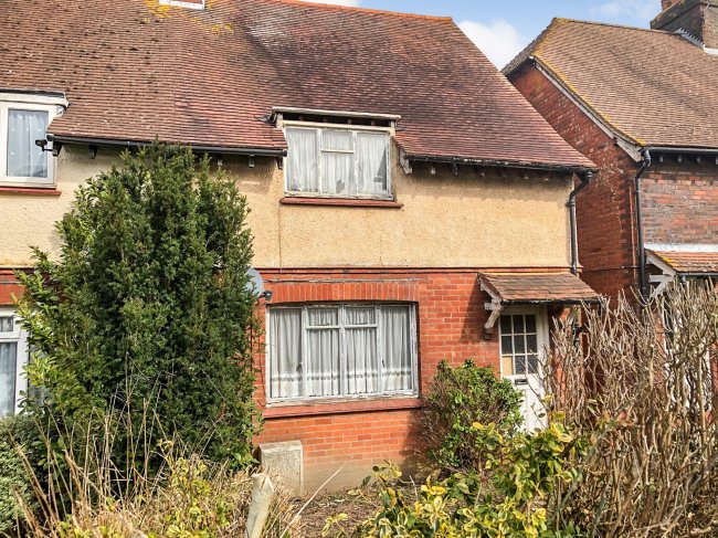 53 Baltic Road, Tonbridge, Kent TN9 2LU
 3