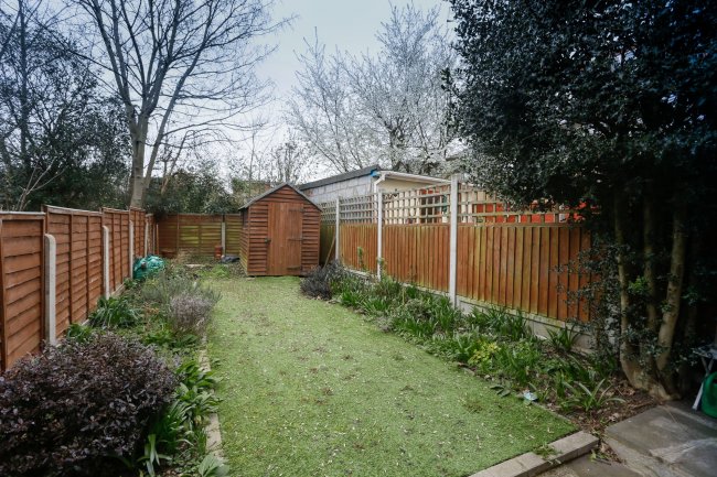 74 Gaysham Avenue, Ilford, Essex, IG2 6TA
 8