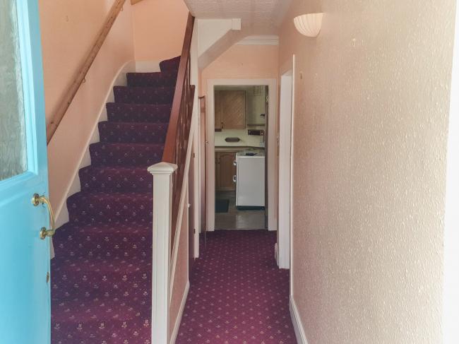 225 Hartington Road, Brighton, East Sussex, BN2 3PA
 7