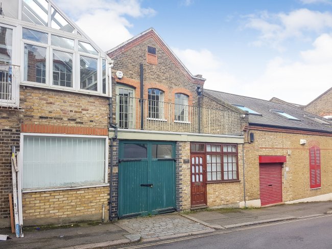 Unit 2 Nettlefold Place, Norwood, London SE27 0JW
 4