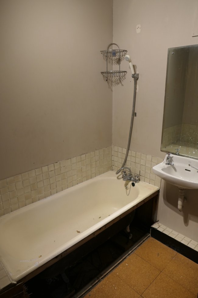 Flat 6, 46 Killieser Avenue, Streatham Hill, London SW2 4NT 
 3