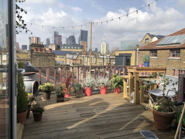 Flat 2, 46 Brixton Road, Oval, London, SW9 6BT
 10